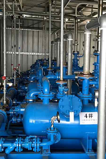 肯富來(lái)液環(huán)泵機(jī)組在開(kāi)平牽牛生化制藥有限公司使用現(xiàn)場(chǎng)
